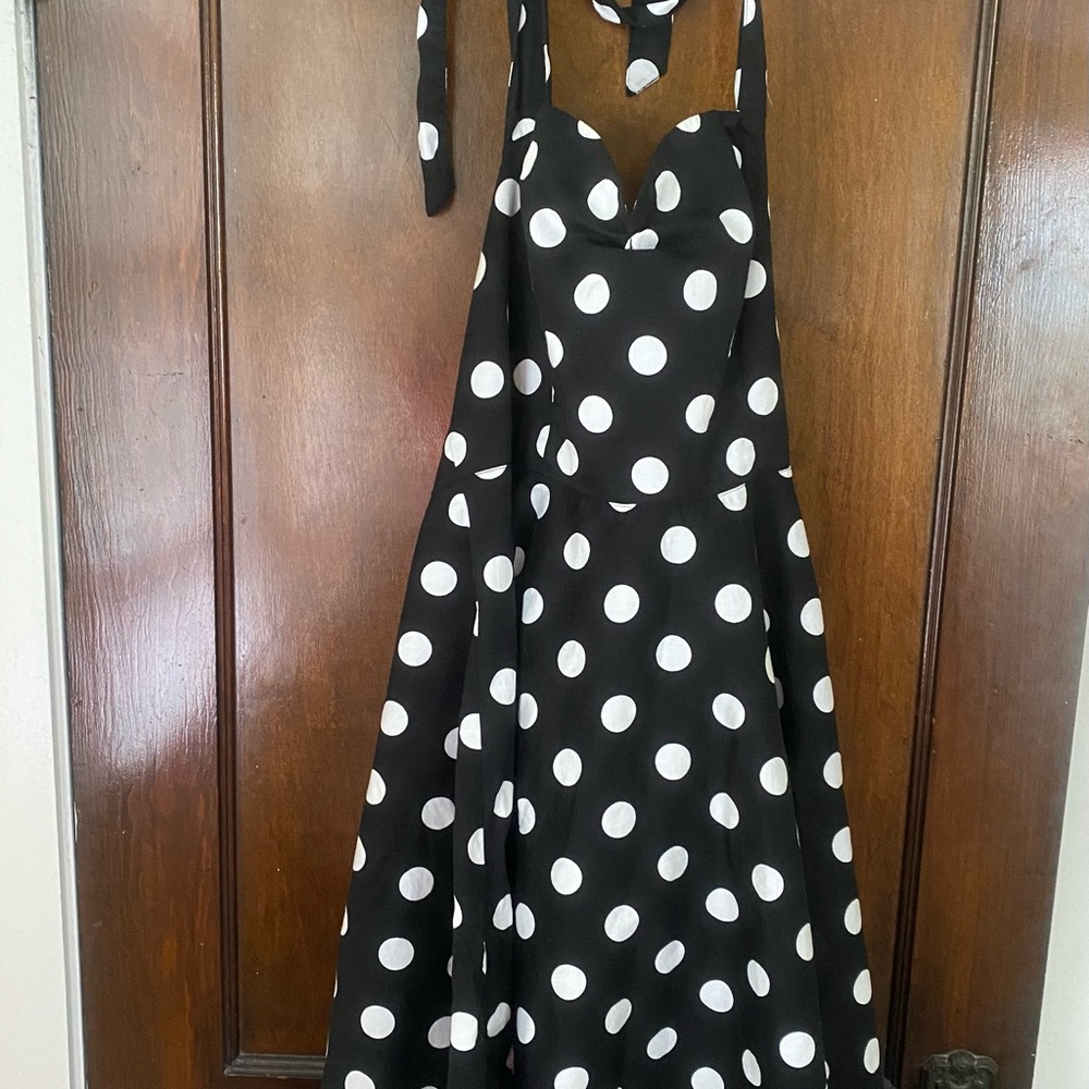 Pin-up Rockabilly halter dress❣️ Very generously cut XL. Adorable ❣️ - Picture 3 of 4